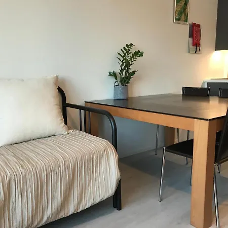 Modern Studio, Free Parking & Wifi, Aino Areena 300m *
